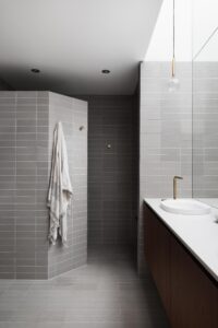 Revisiting Midcentury Through Modern Design -bathroom