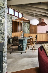 the Ultimate Coastal Retreat home - dining area