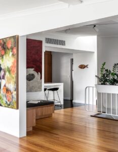 Midcentury apartment interiors in Brisbane - entryway