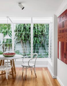 Midcentury apartment interiors in Brisbane - dining area
