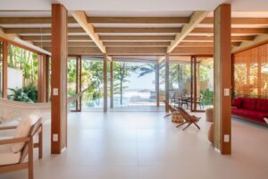 Modern Brazilian beach house - living room
