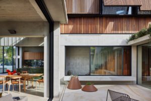 Timber and sandstone house in Sydney - bedroom view