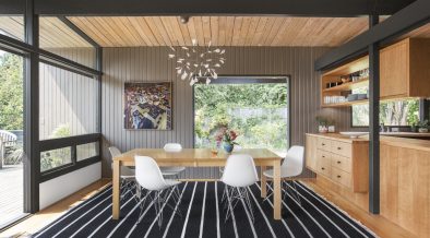 Hillside Midcentury house - living room