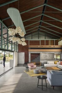 Open plan indoor-outdoor house - living room
