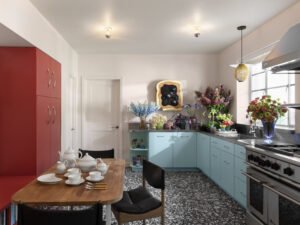 Midcentury house for sale in Savannah - kitchen