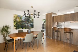 Mid-century home for rent in Palm Desert - dining area
