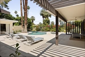 Mid-century home for rent in Palm Desert - pool