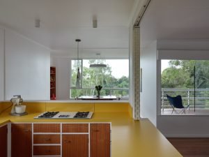 Mid-century remodel in Brisbane: kitchen