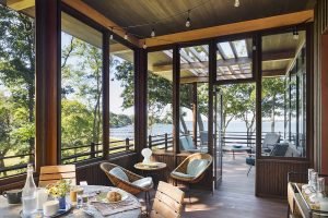 Coastal retreat midcentury inspired house - living room