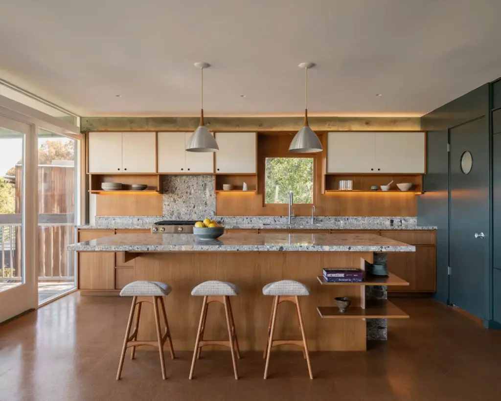 Post-and-bean 1965 Buff & Hensman house - kitchen