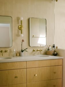 Before & After: How a 1980s Interior Found Its Mid-Century Roots - bathroom