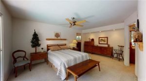 Before & After: How a 1980s Interior Found Its Mid-Century Roots - before - bedroom
