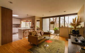 Richard Neutra Coveney House - living room