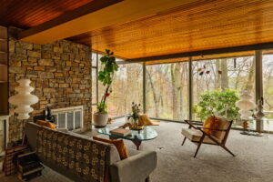 Richard Neutra Coveney House - living room