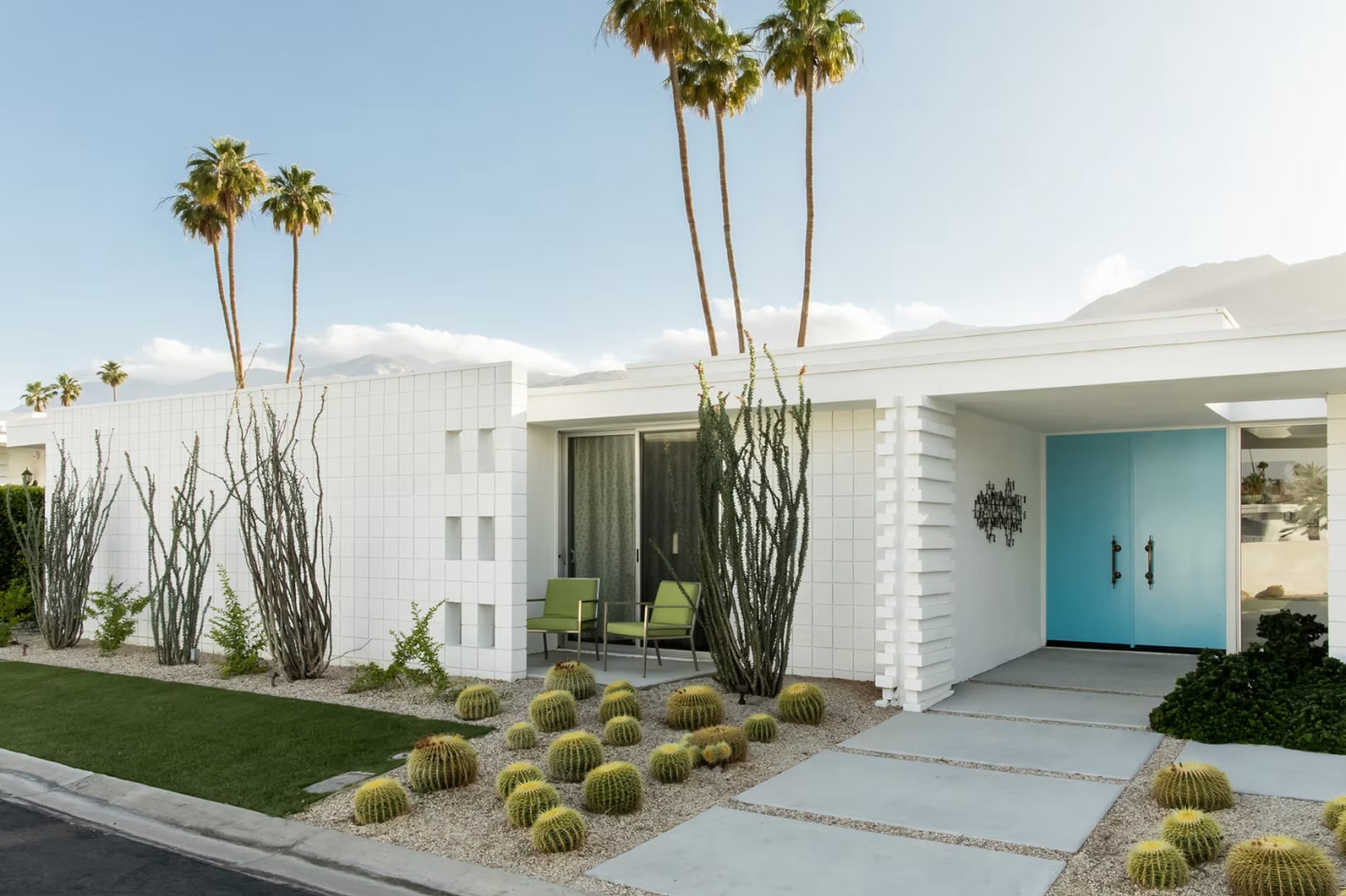 Palm Springs home exterior