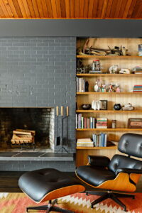 Mid-century by Saul Zaik - living room