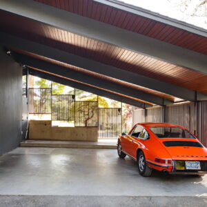Mid-century by Saul Zaik - garage