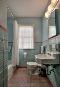 1940s style bathroom - blue & pink
