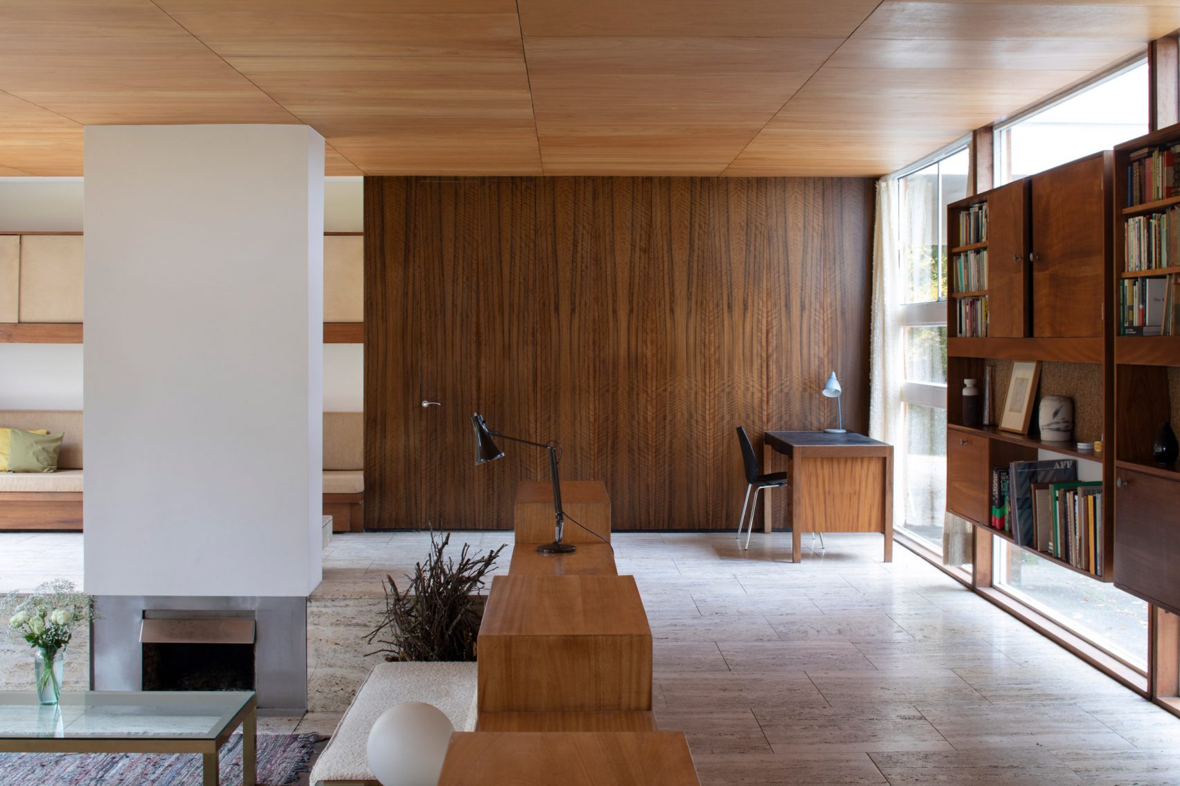 High Sunderland midcentury home - living room