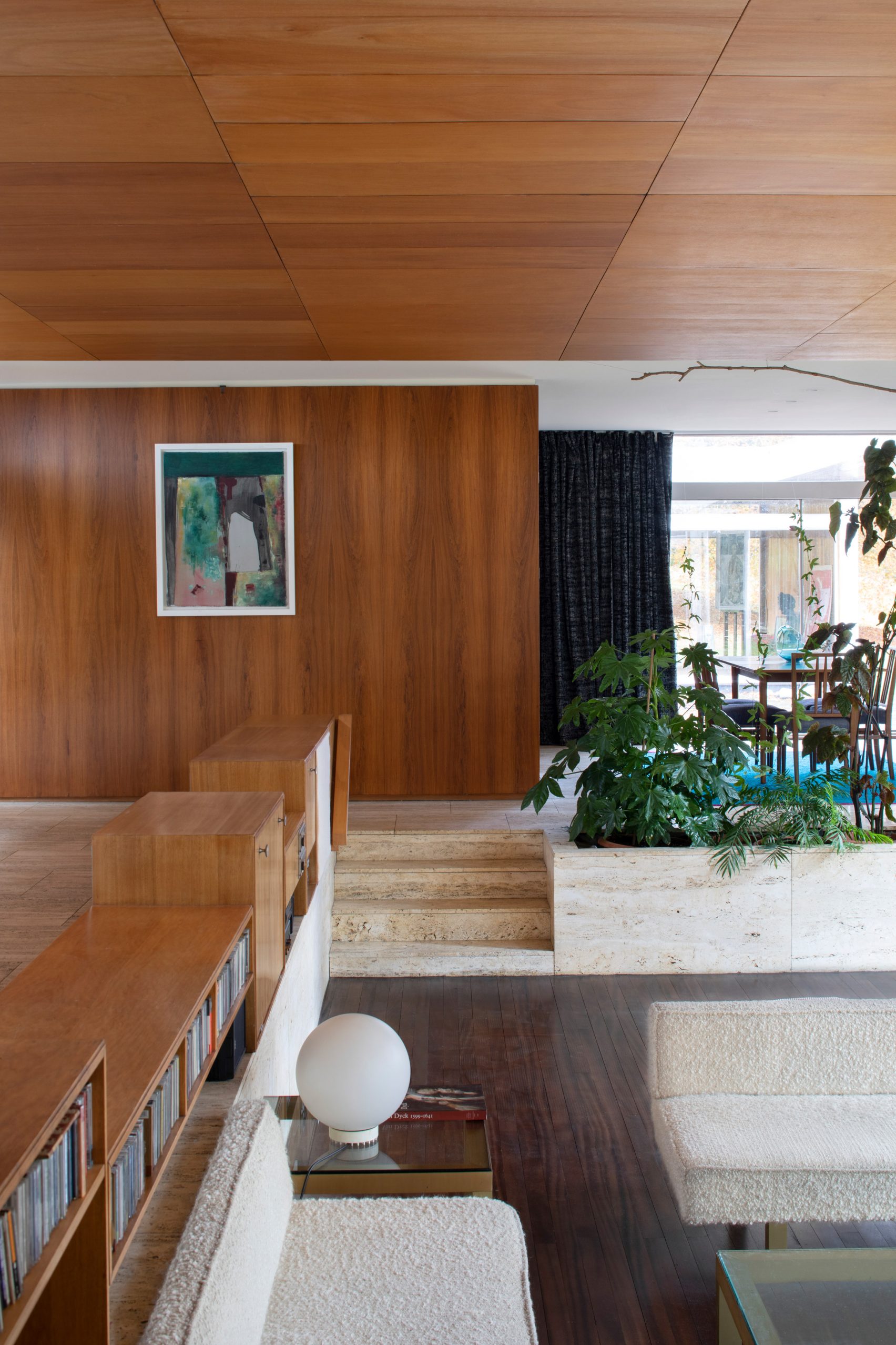 High Sunderland midcentury home - living room