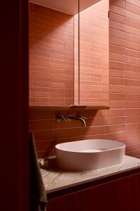 Ernest House - Bathroom