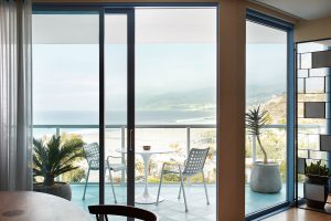 Santa Monica Apartment - Balcony