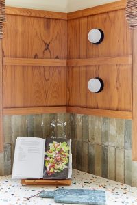 Maple Leaf House - Kitchen