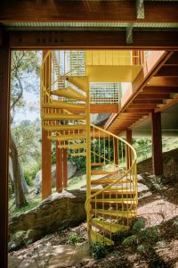 Balmy Palmy House - Exterior