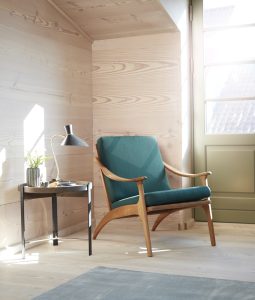 Danish Design - Warm Nordic Swing Chair