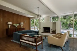 Sold House - Living Room