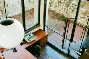 Gene Leedy House - Living Room