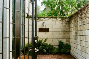 Gene Leedy House - Exterior