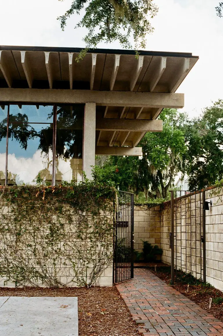 Chuck Reed Architect A 1956 Home in Florida Designed For Living - Mid Century Home